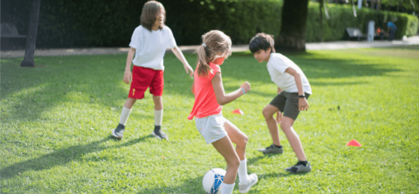 Каким видом спорта лучше заниматься ребенку? Футбол